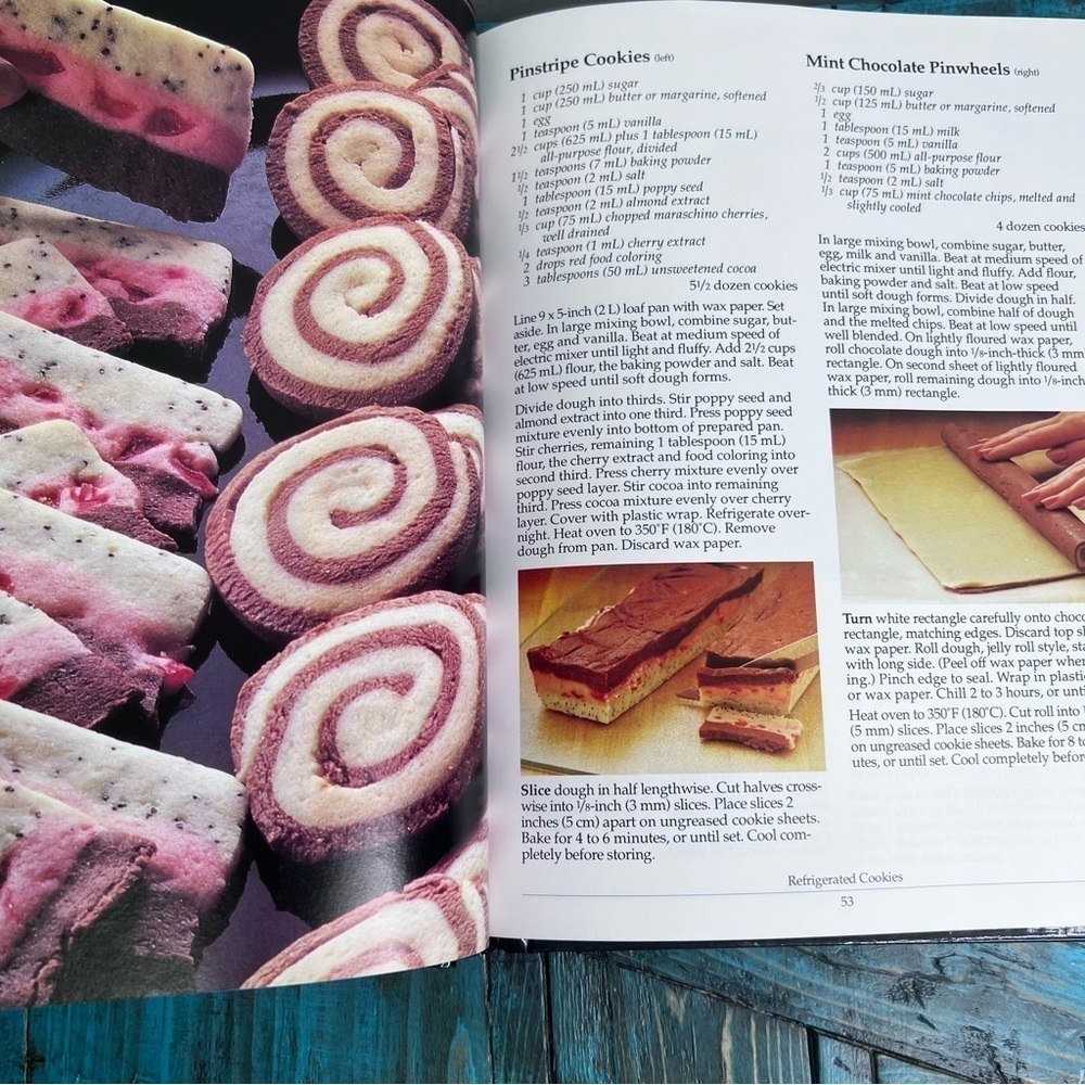Vintage 90s Cookies Recipe Book - Picture 7 of 8
